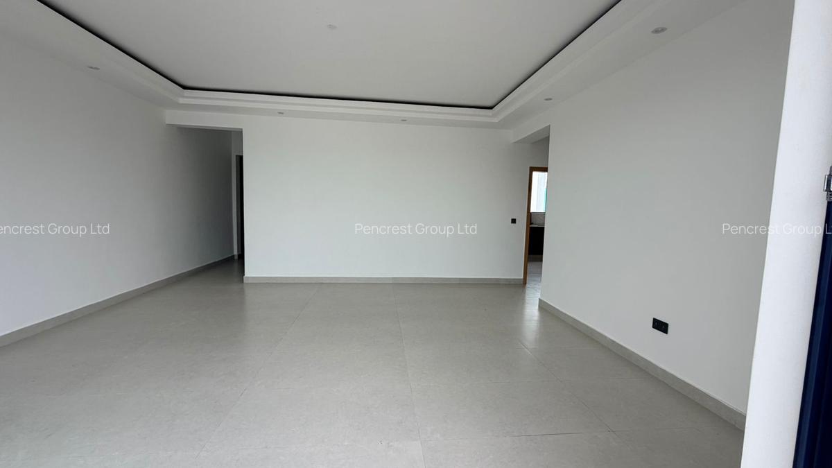 3 Bed Apartment with En Suite at Brookside - 9