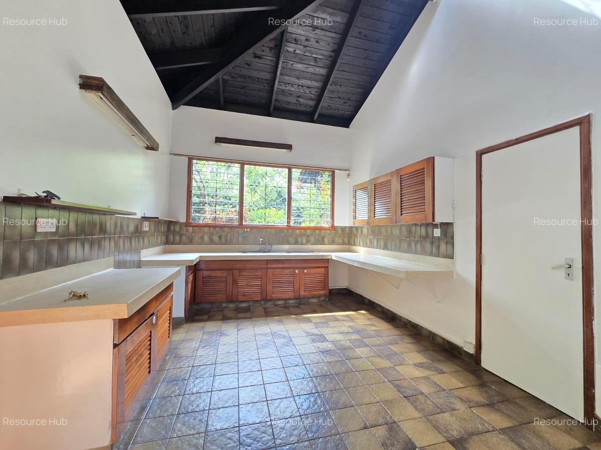 4 Bed House with En Suite at Lower Kabate - 10