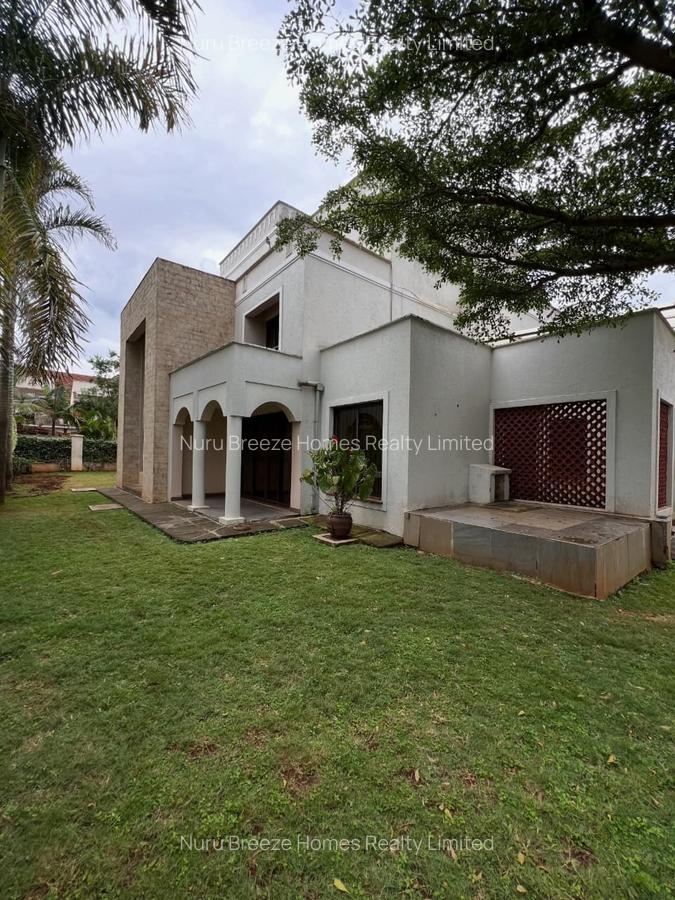 4 Bed Townhouse with En Suite in Lavington - 1