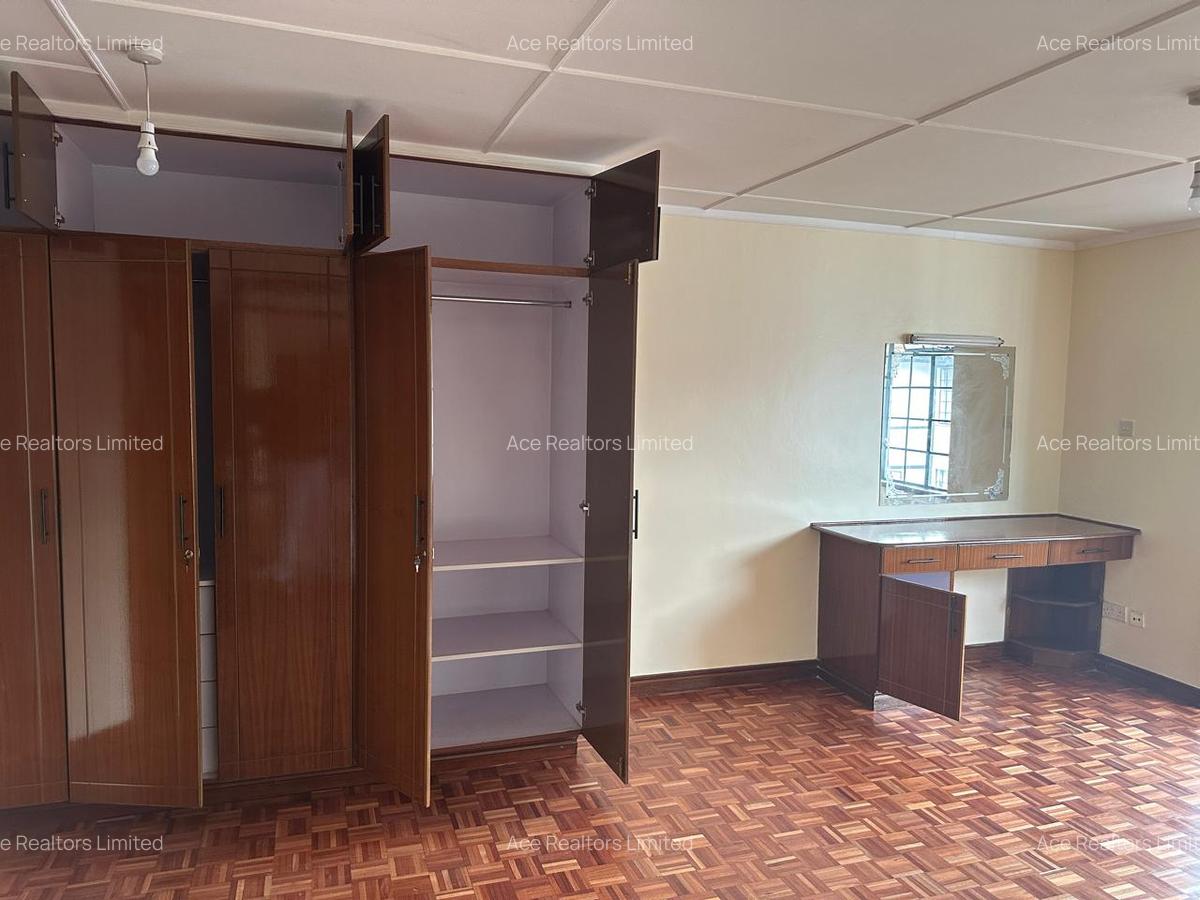 3 Bed Apartment with En Suite at Argwings Kodhek Road - 11