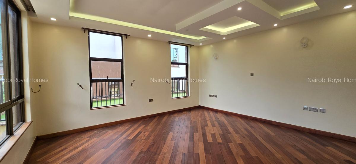 5 Bed Townhouse with En Suite at Lavington Road - 18