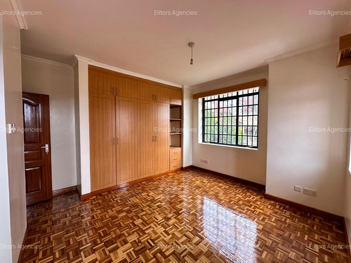 4 Bed Townhouse with En Suite at Kirawa Road - 16