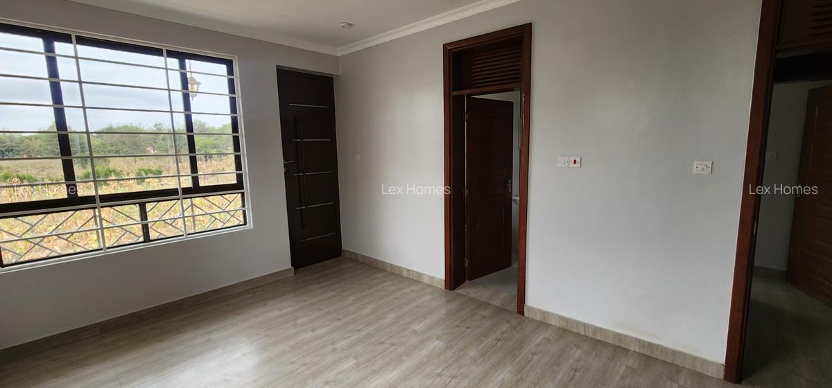 4 Bed House with En Suite at Rimpa - 20
