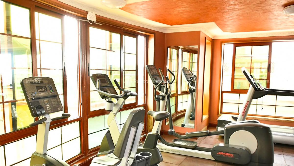4 Bed Apartment with En Suite at Kilimani - 10
