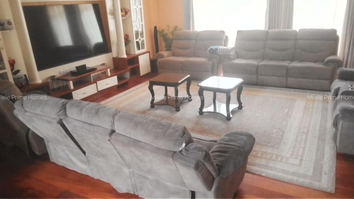 9 Bed House with En Suite at Kerarapon - 6