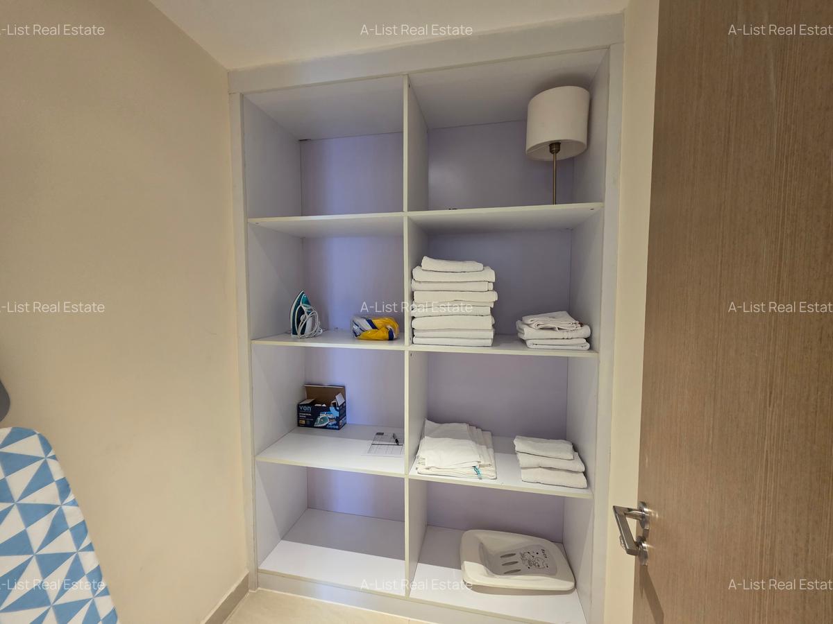 2 Bed Apartment with En Suite at Westlands Road - 12