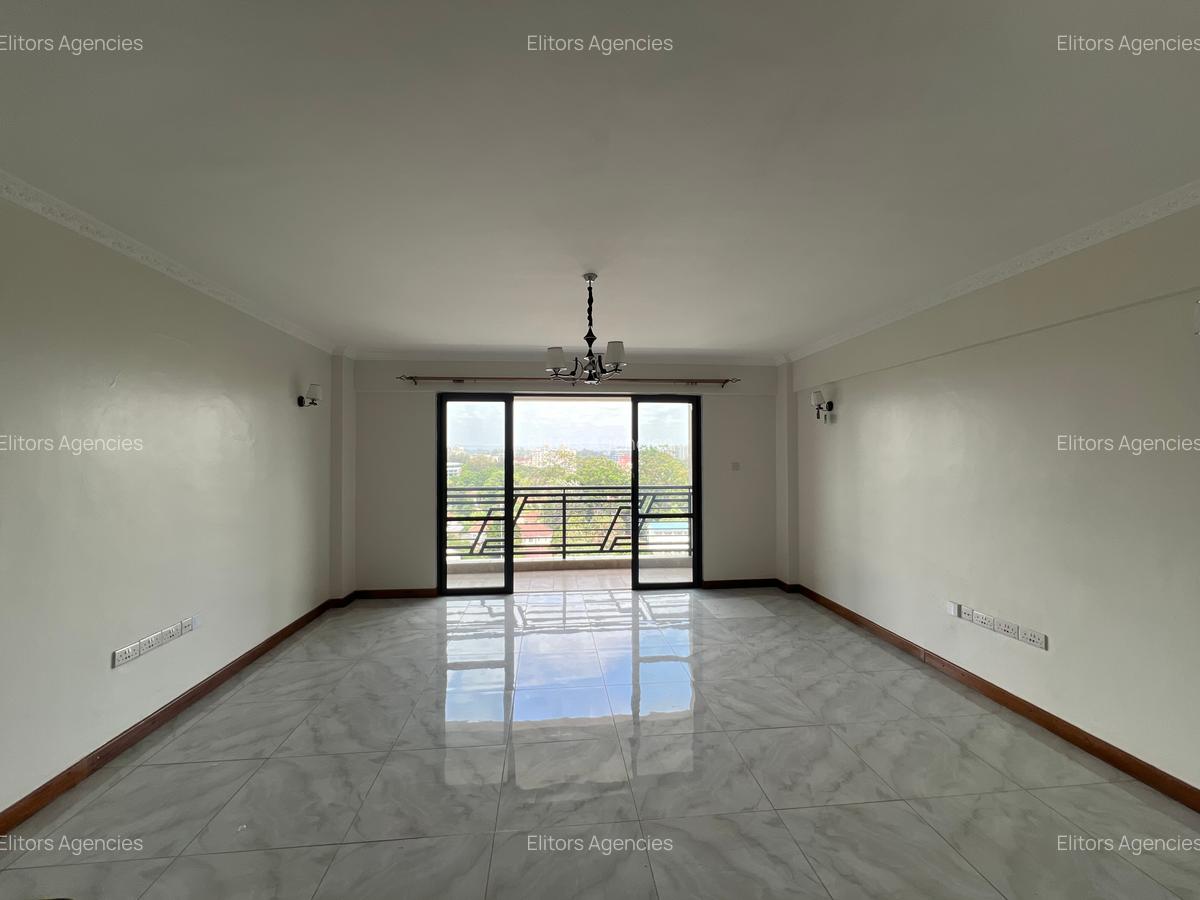 2 Bed Apartment with En Suite at School Lane - 5