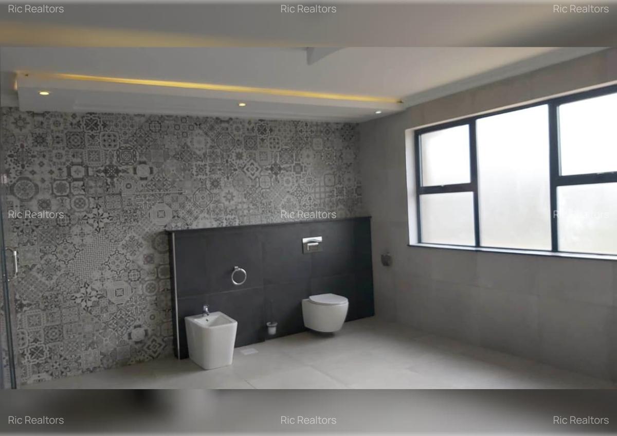 5 Bed House with En Suite at Thika Road - 19
