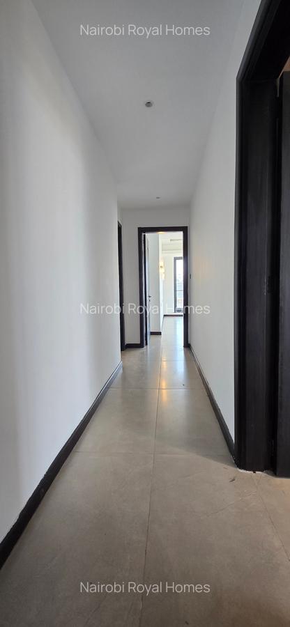 4 Bed Apartment with En Suite at Riverside - 4
