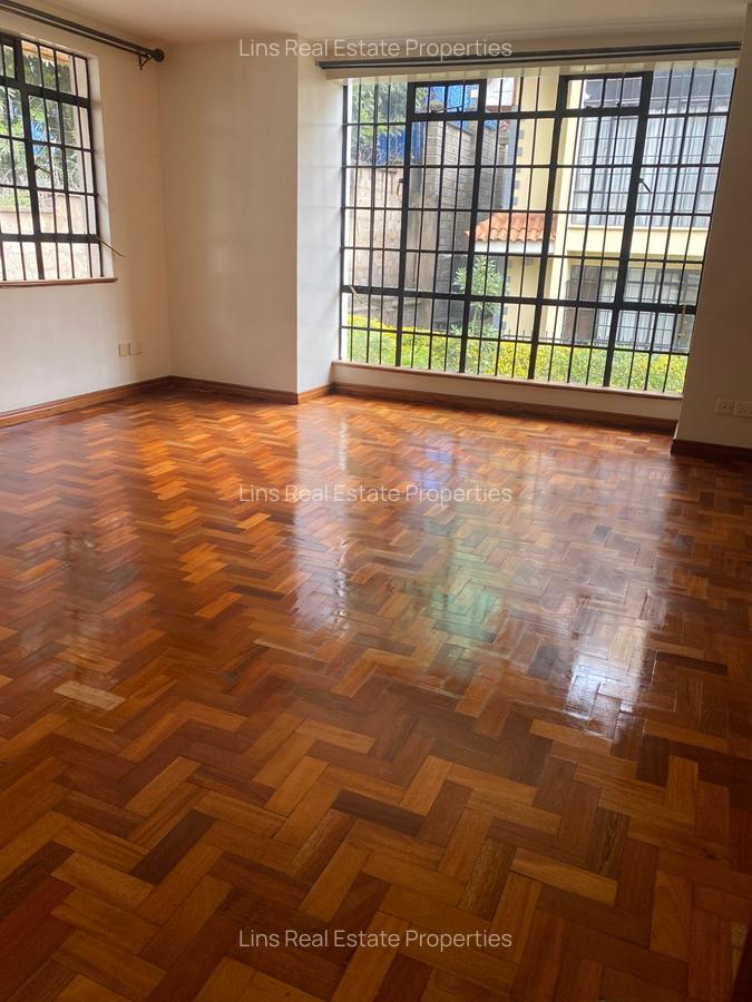 4 Bed Townhouse with En Suite in Westlands Area - 6