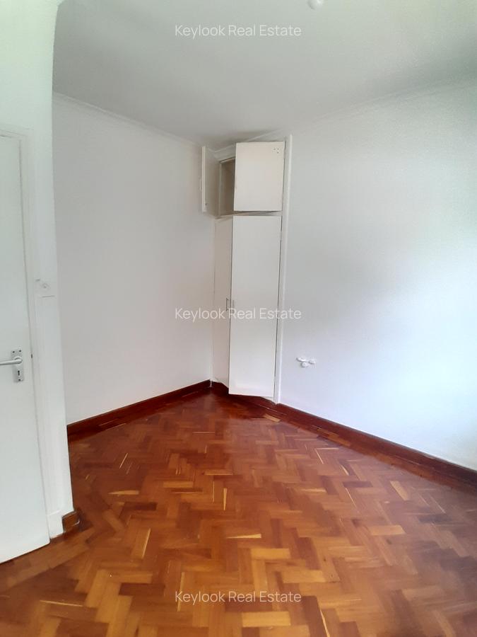 3 Bed House with En Suite at Lavington Green - 12