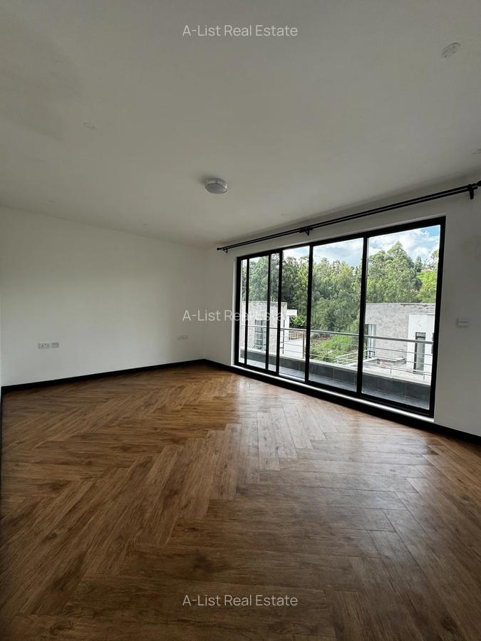 4 Bed Townhouse with Swimming Pool at Kirawa Road - 10