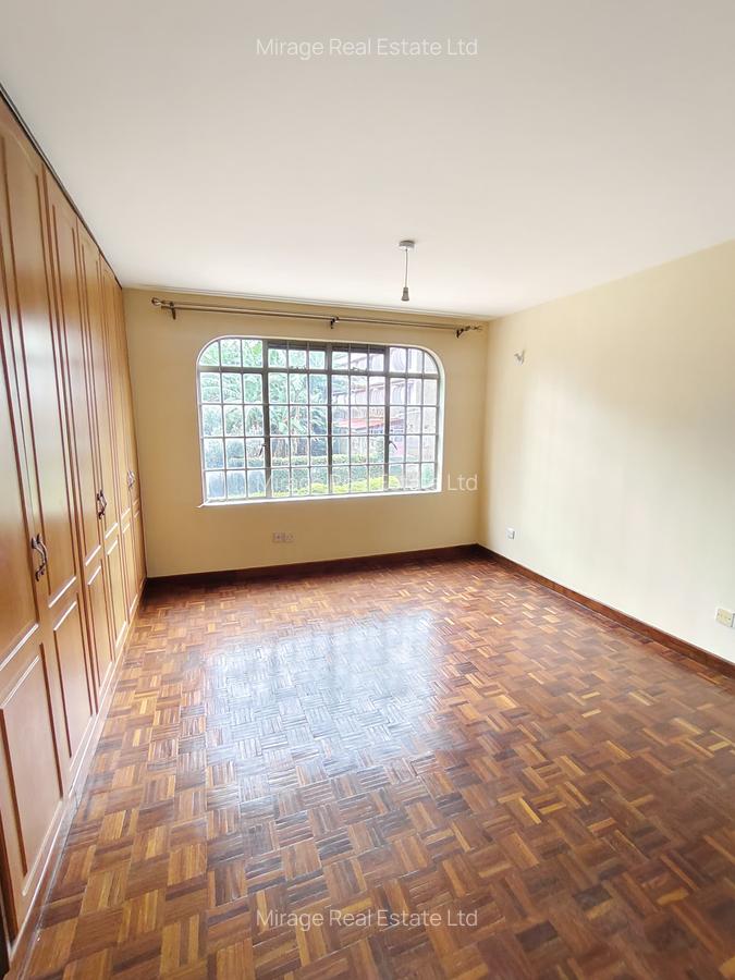 3 Bed Apartment with Borehole in Kilimani - 11