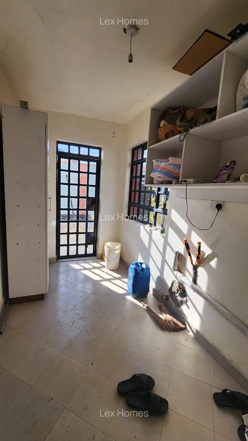 4 Bed House with En Suite at Olekasasi - 7