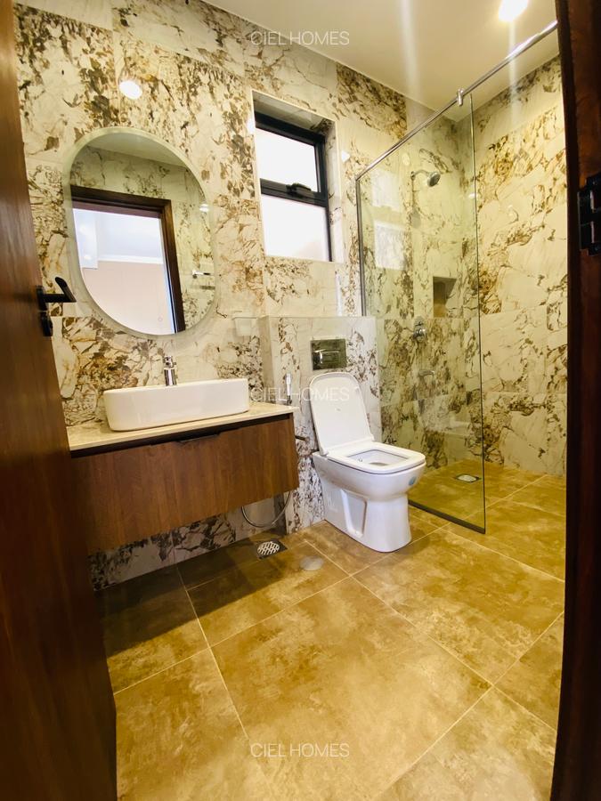 2 Bed Apartment with En Suite at School Lane - 7