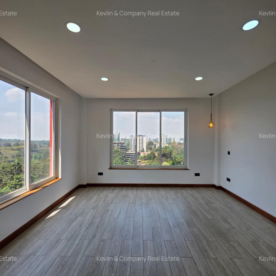 4 Bed Apartment with En Suite in General Mathenge - 11