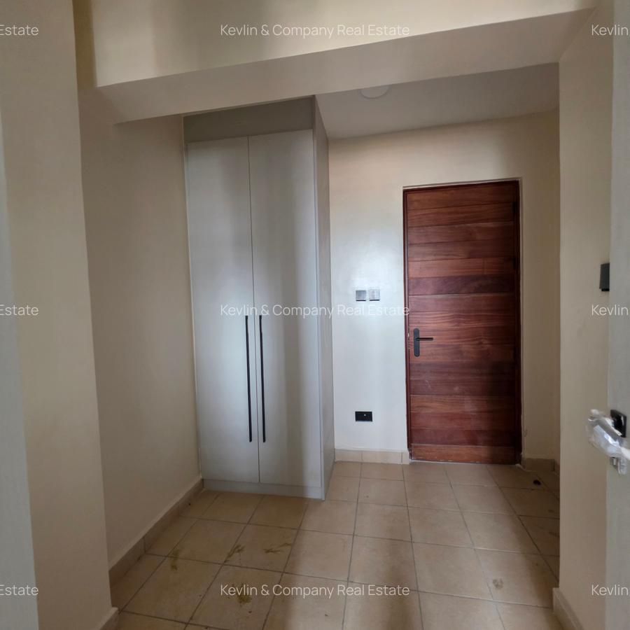 3 Bed Apartment with En Suite in General Mathenge - 9