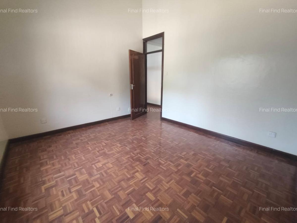 4 Bed House with Garden in Runda - 17