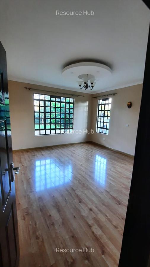 3 Bed House with En Suite at Bomas Area - 9