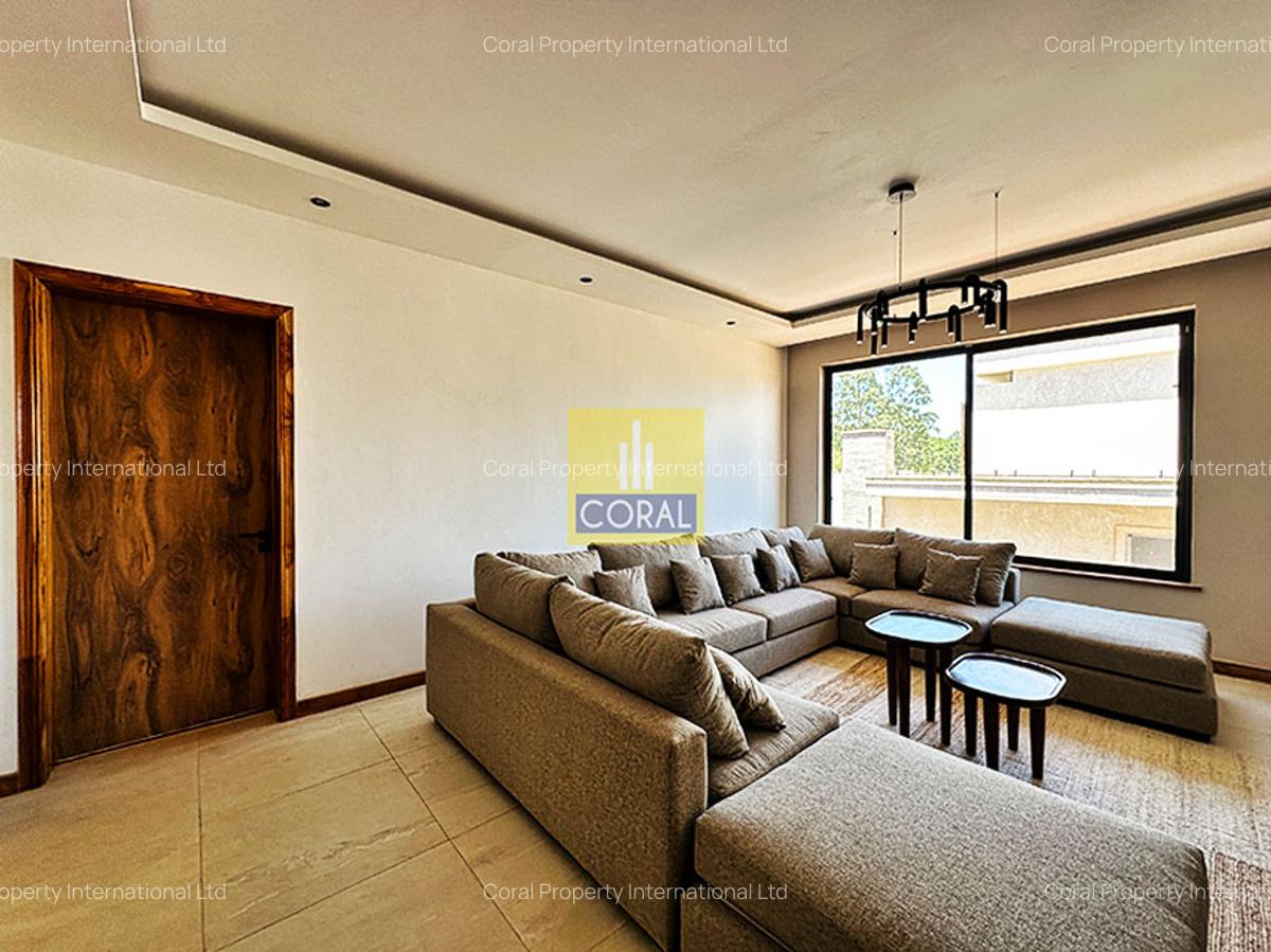 4 Bed Townhouse with Swimming Pool in Loresho - 8