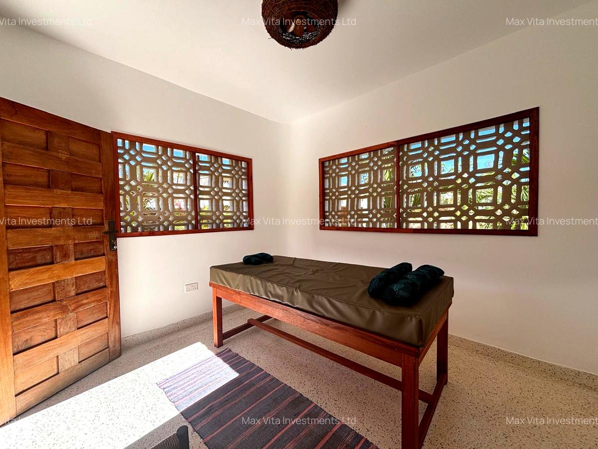 4 Bed Villa with En Suite in Watamu - 11