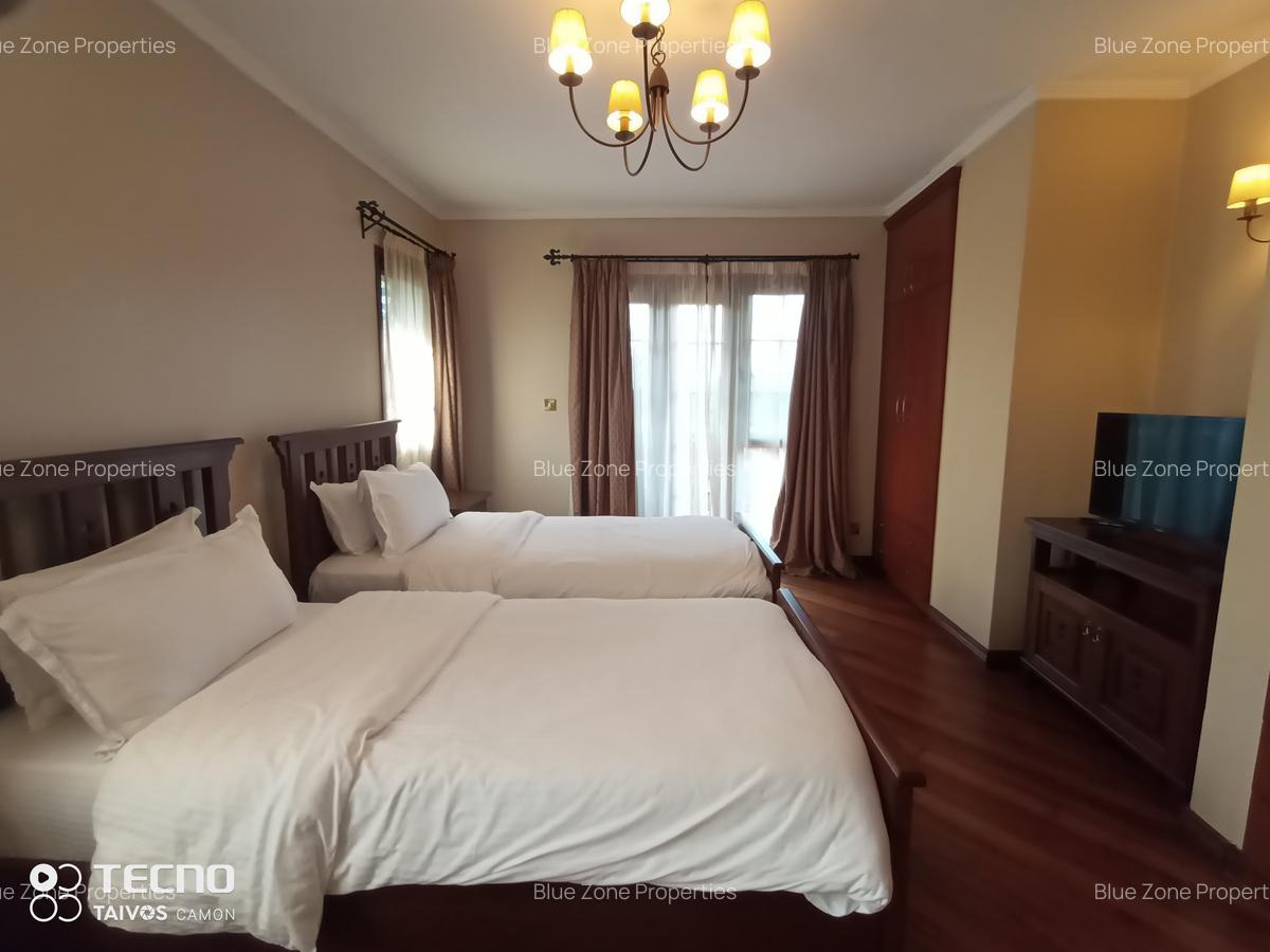 4 Bed Townhouse with En Suite at Windsor Ridgeways - 18
