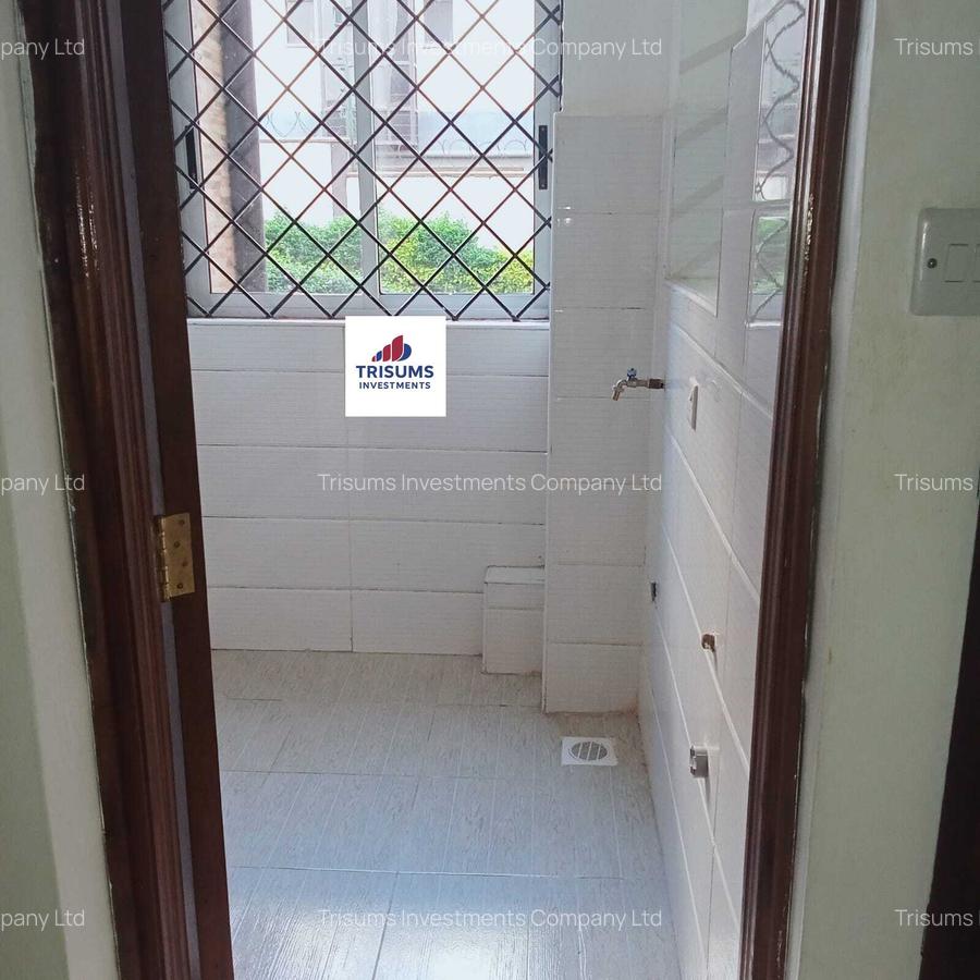 2 Bed Apartment with En Suite at Rhapta Road - 15