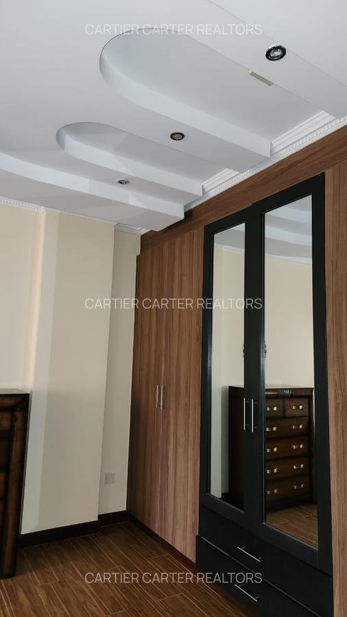 Serviced 3 Bed Apartment with En Suite at River Drive - 6