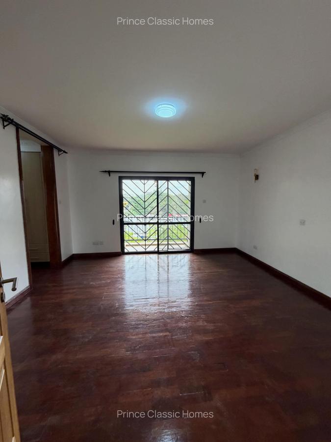 4 Bed Apartment with En Suite in Lavington - 8