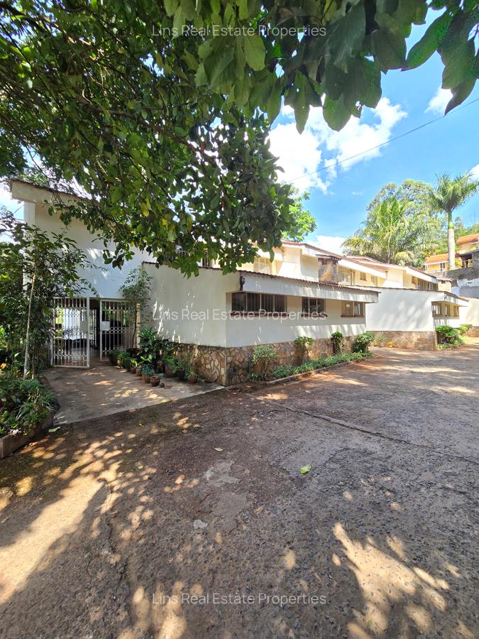 4 Bed Townhouse with En Suite in Spring Valley - 4