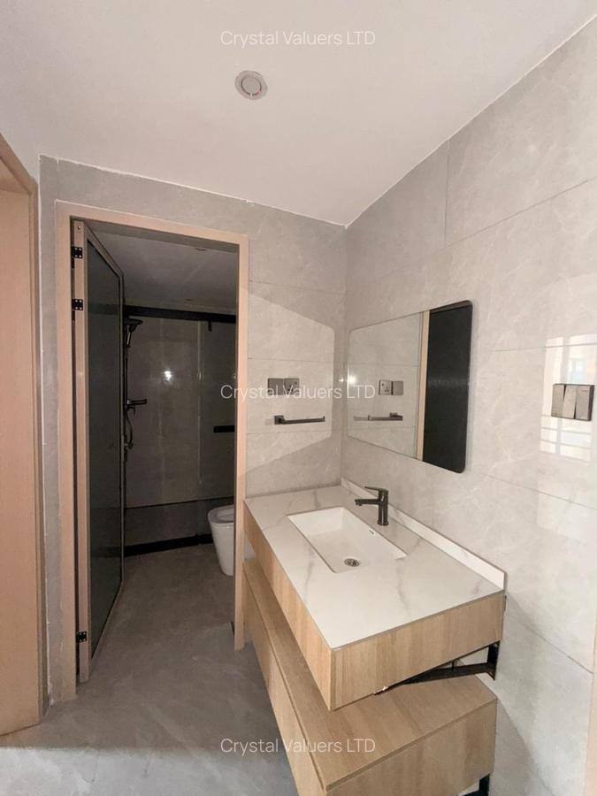 2 Bed Apartment with En Suite in Riverside - 3