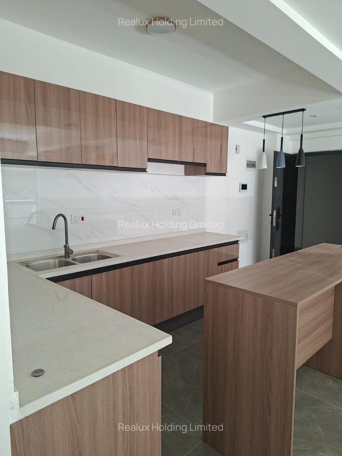 2 Bed Apartment with En Suite in Riverside - 12