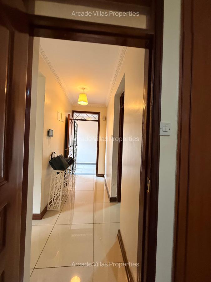 Furnished 1 Bed Apartment with En Suite in State House - 4