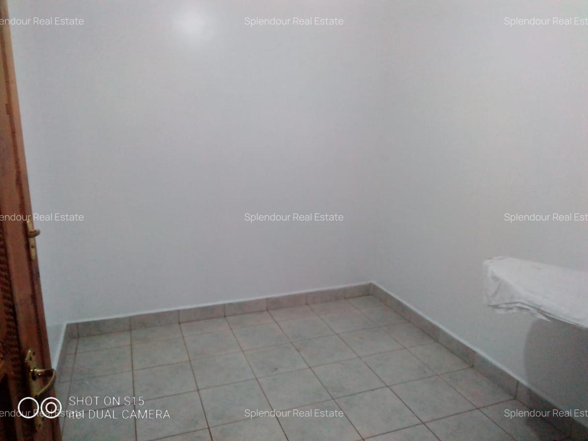Furnished 3 Bed Apartment with En Suite in Brookside - 5