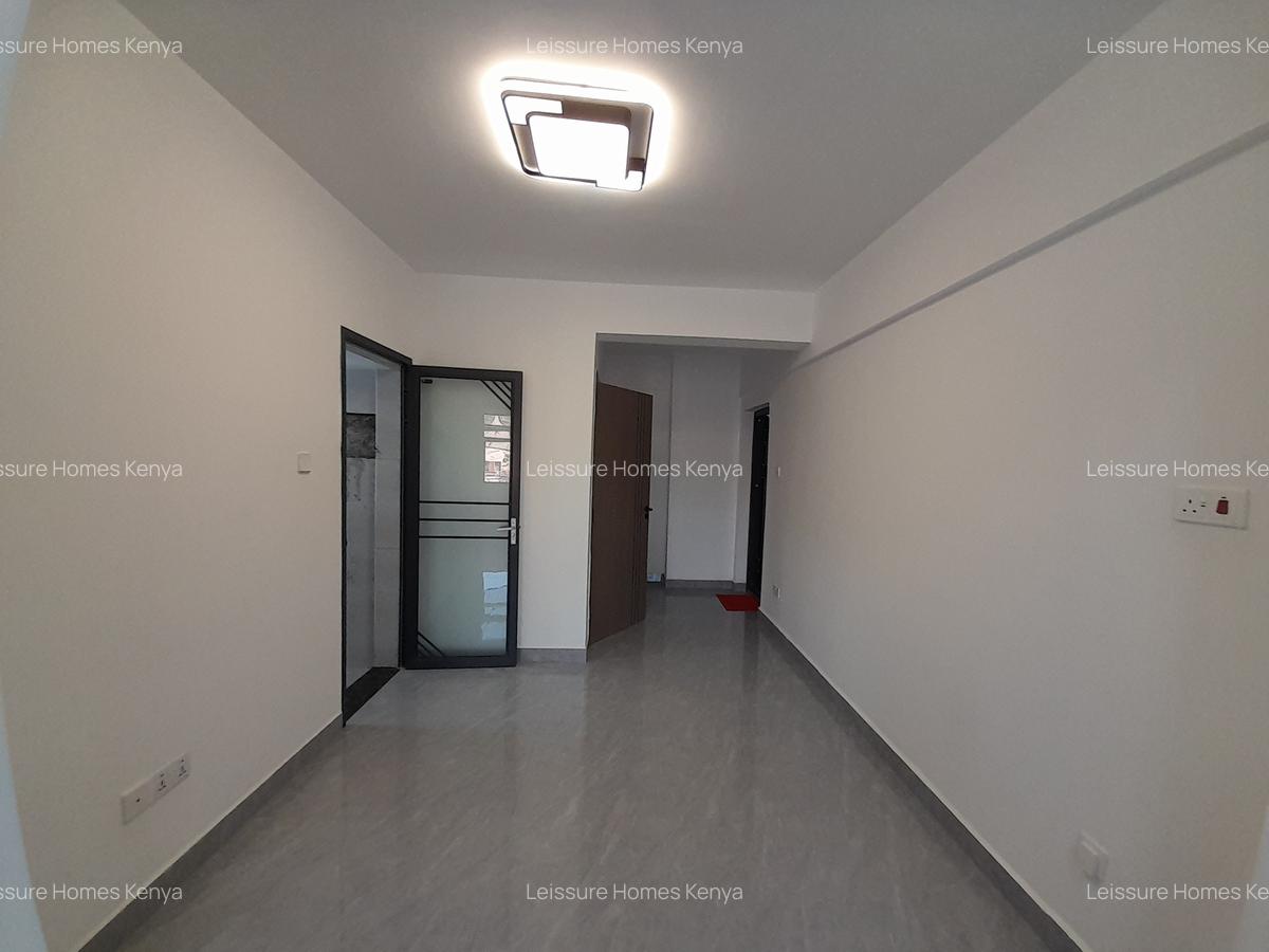 1 Bed Apartment with En Suite at Chania Avenue - 2