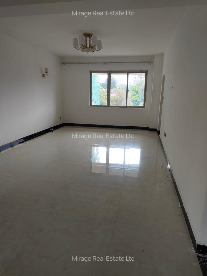 3 Bed Apartment with Swimming Pool in Kileleshwa - 14