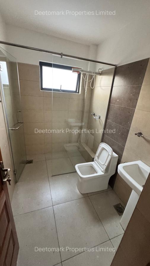 3 Bed Apartment with En Suite at Langata - 16