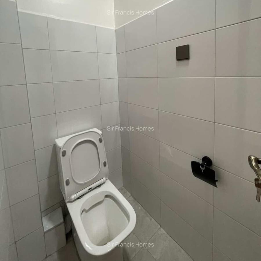 Serviced 3 Bed Apartment with En Suite in Ngong Road - 4