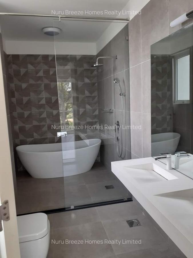 4 Bed Townhouse with En Suite in Lavington - 5