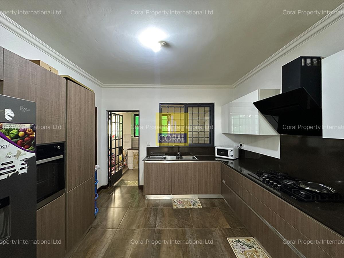 3 Bed Apartment in Parklands - 3