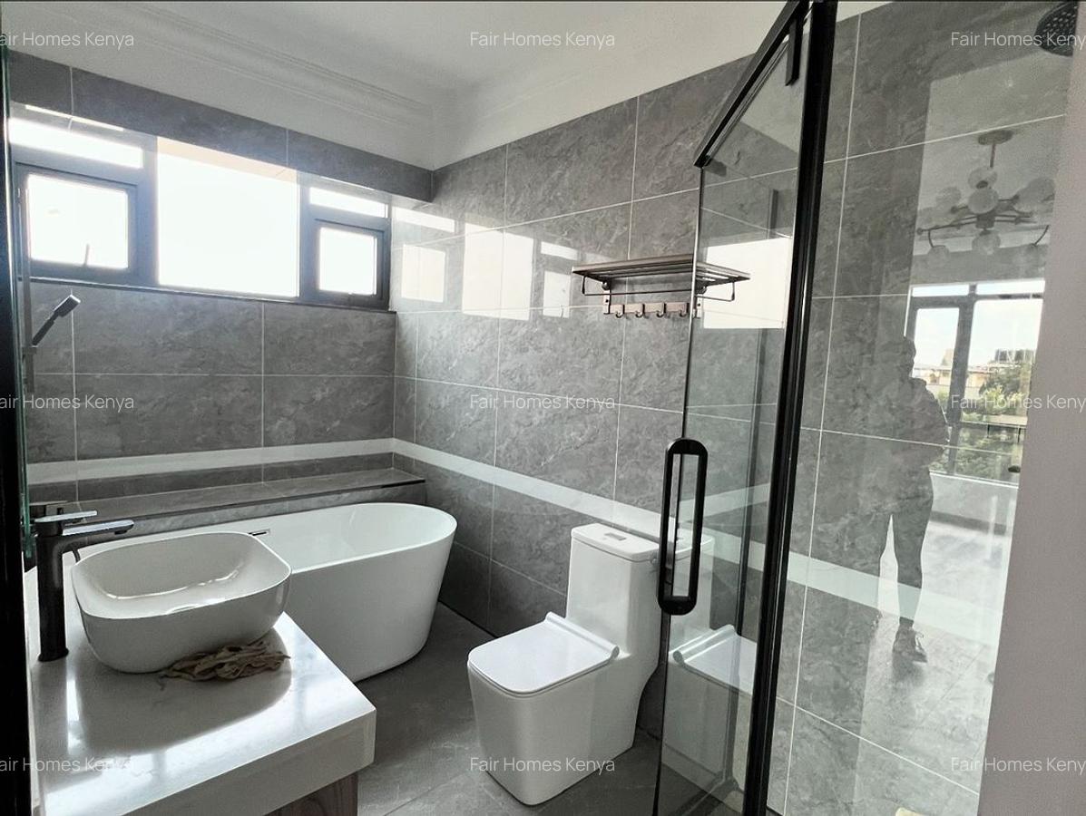 4 Bed Apartment with En Suite at Valley Arcade - 6