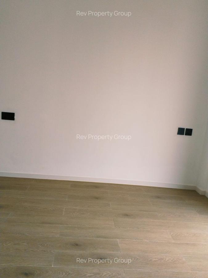 1 Bed Apartment with En Suite in Westlands Area - 8