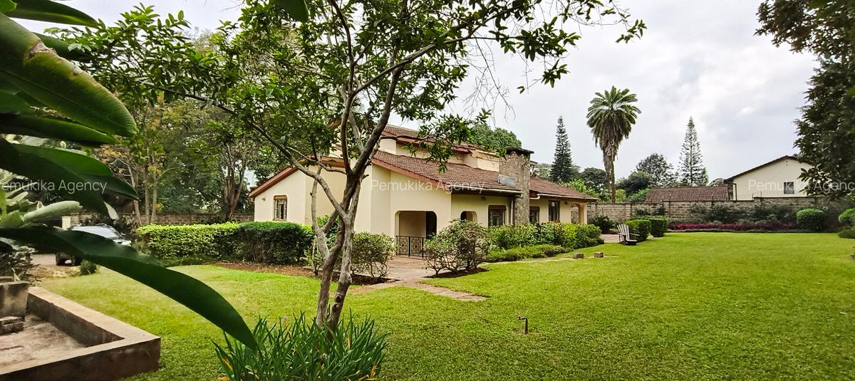 5 Bed House with En Suite at Redhill Road - 1