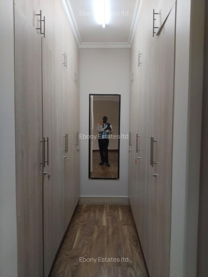 3 Bed Apartment with En Suite in Riverside - 13