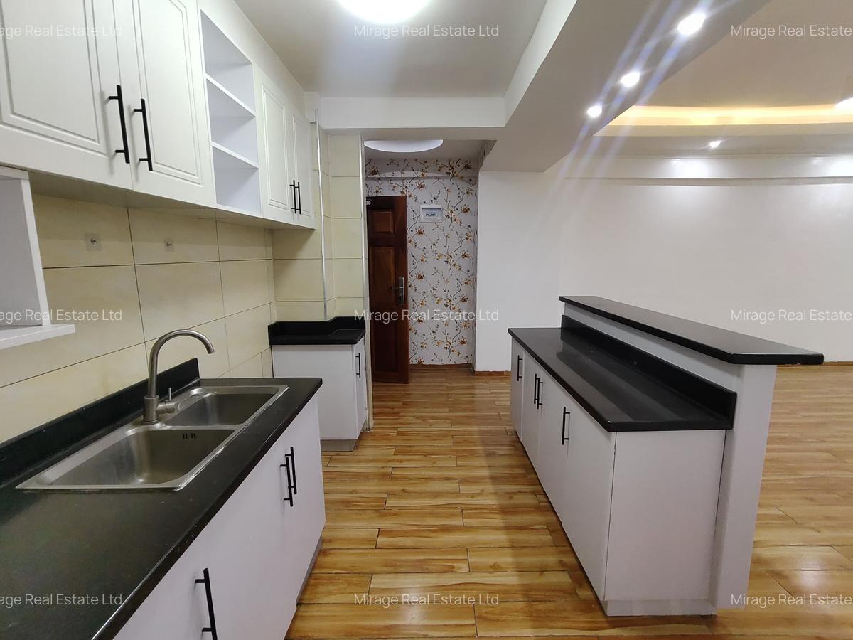 3 Bed Apartment with Swimming Pool in Kilimani - 18