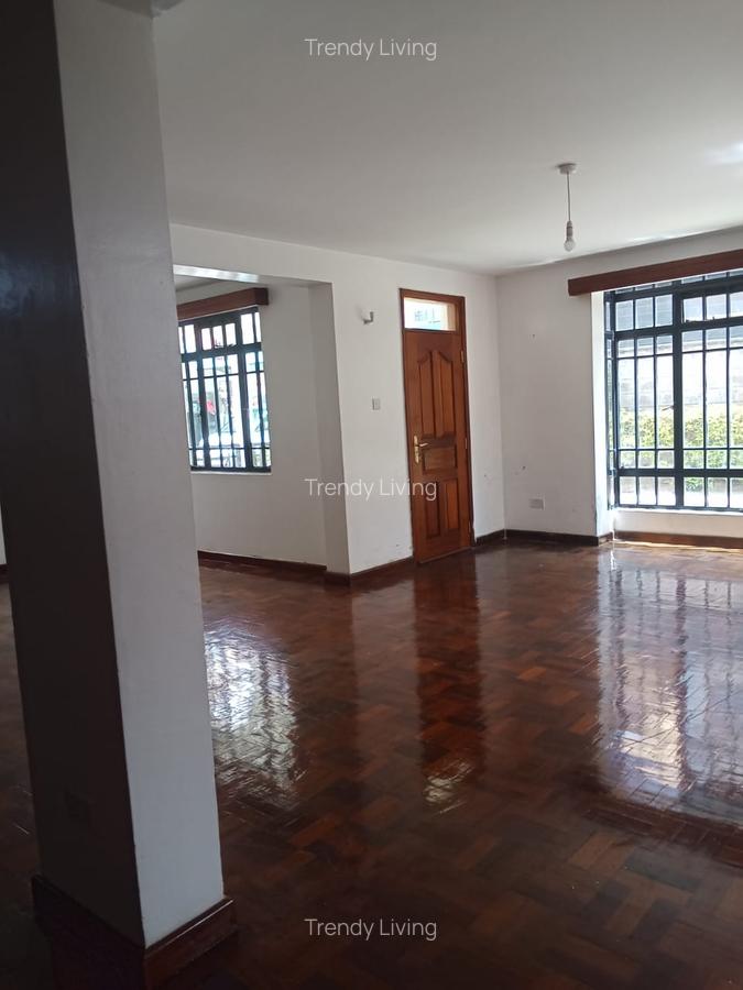 4 Bed Townhouse with En Suite in Lavington - 7