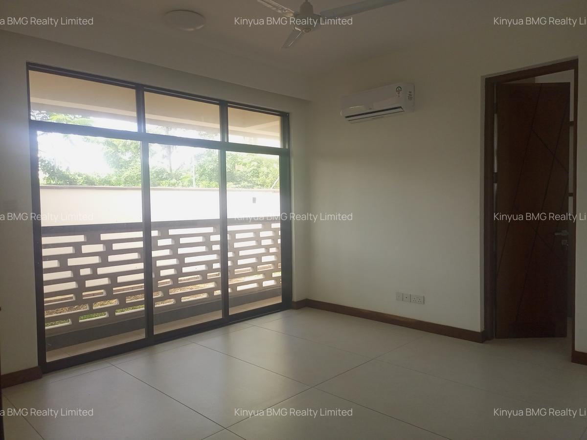 Serviced 4 Bed Apartment with En Suite at Off Mt Kenya Road - 4