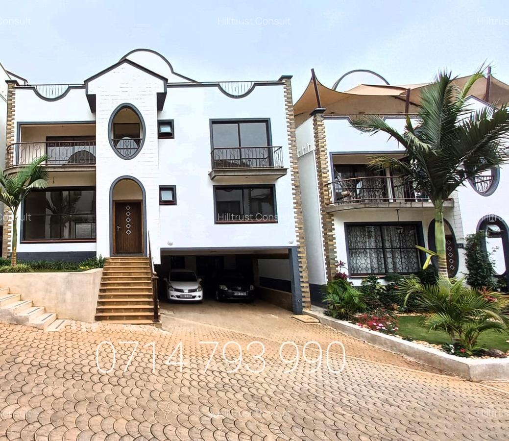 5 Bed Townhouse with En Suite at Gravellia Grove - 1