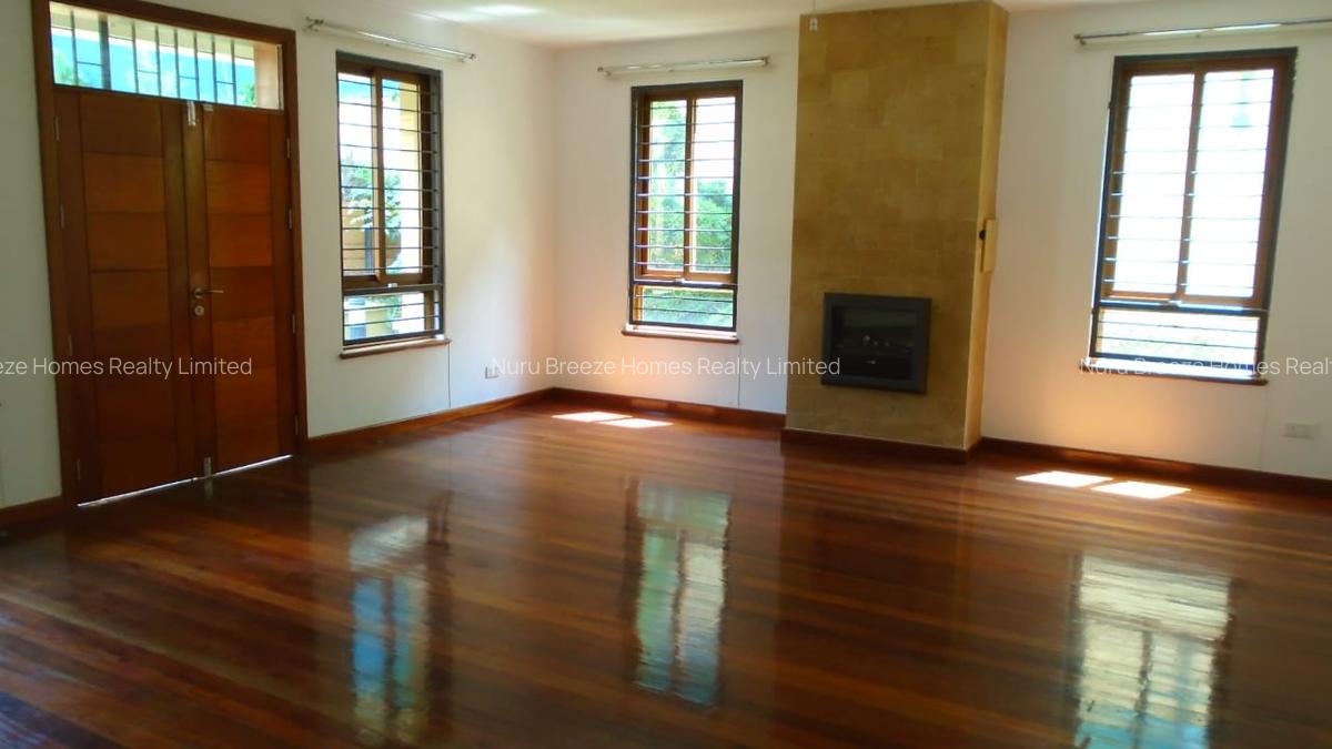 5 Bed Townhouse with En Suite in Kileleshwa - 11