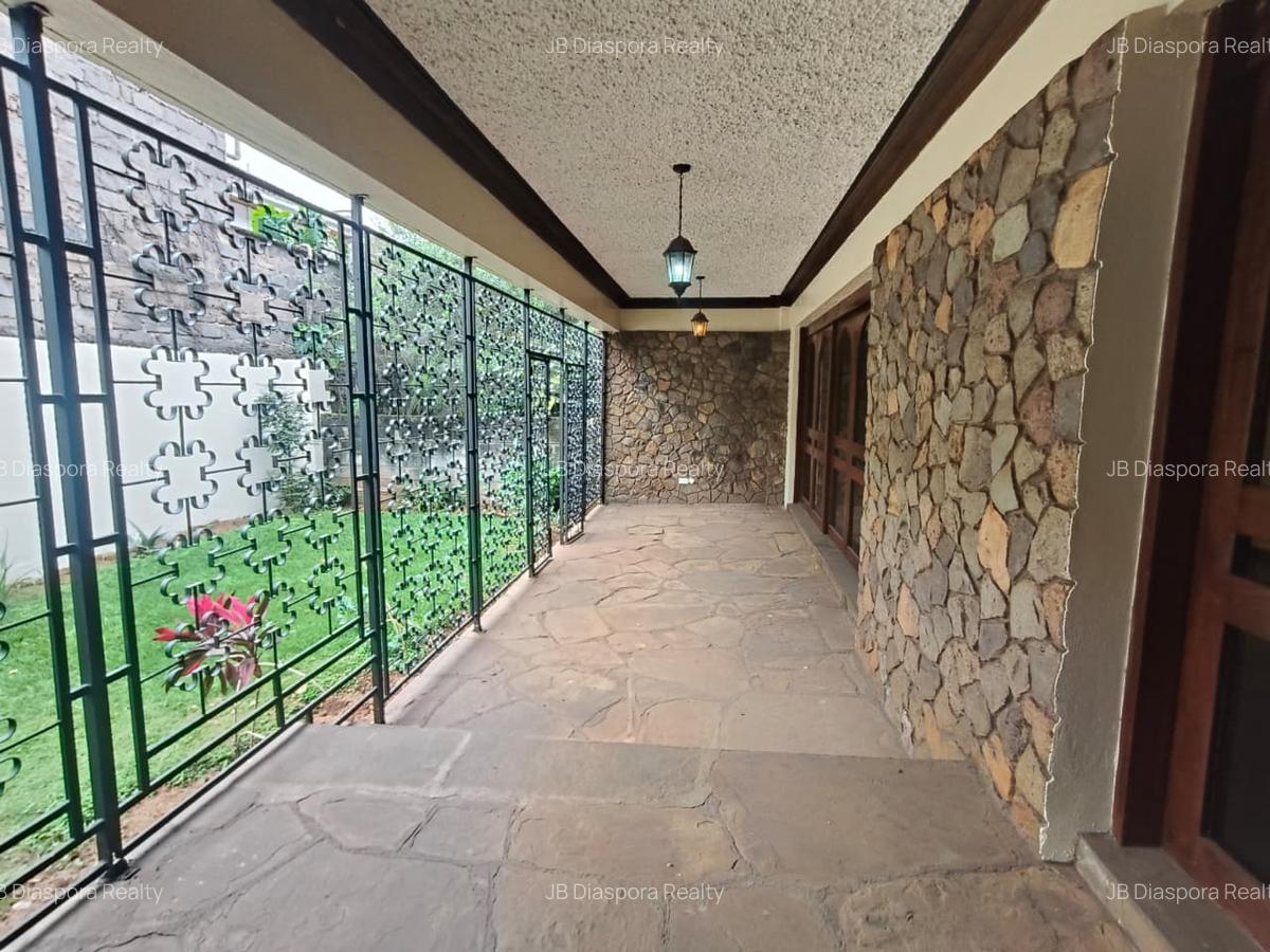 5 Bed Apartment with Staff Quarters at 2Nd Parklands - 2